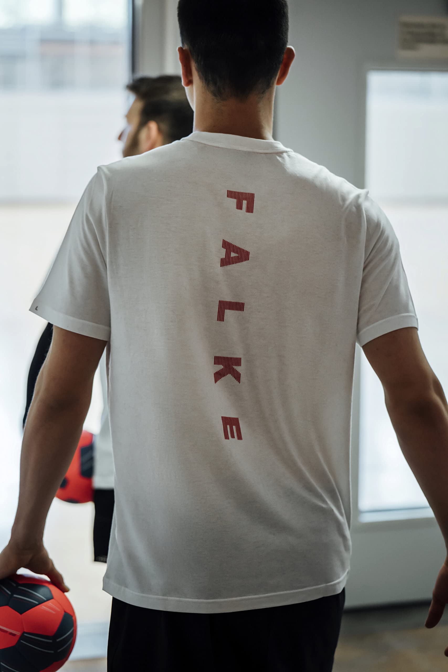 falke-true-motion-core-logo-shirt-funktionsshirt-schwarz image 4