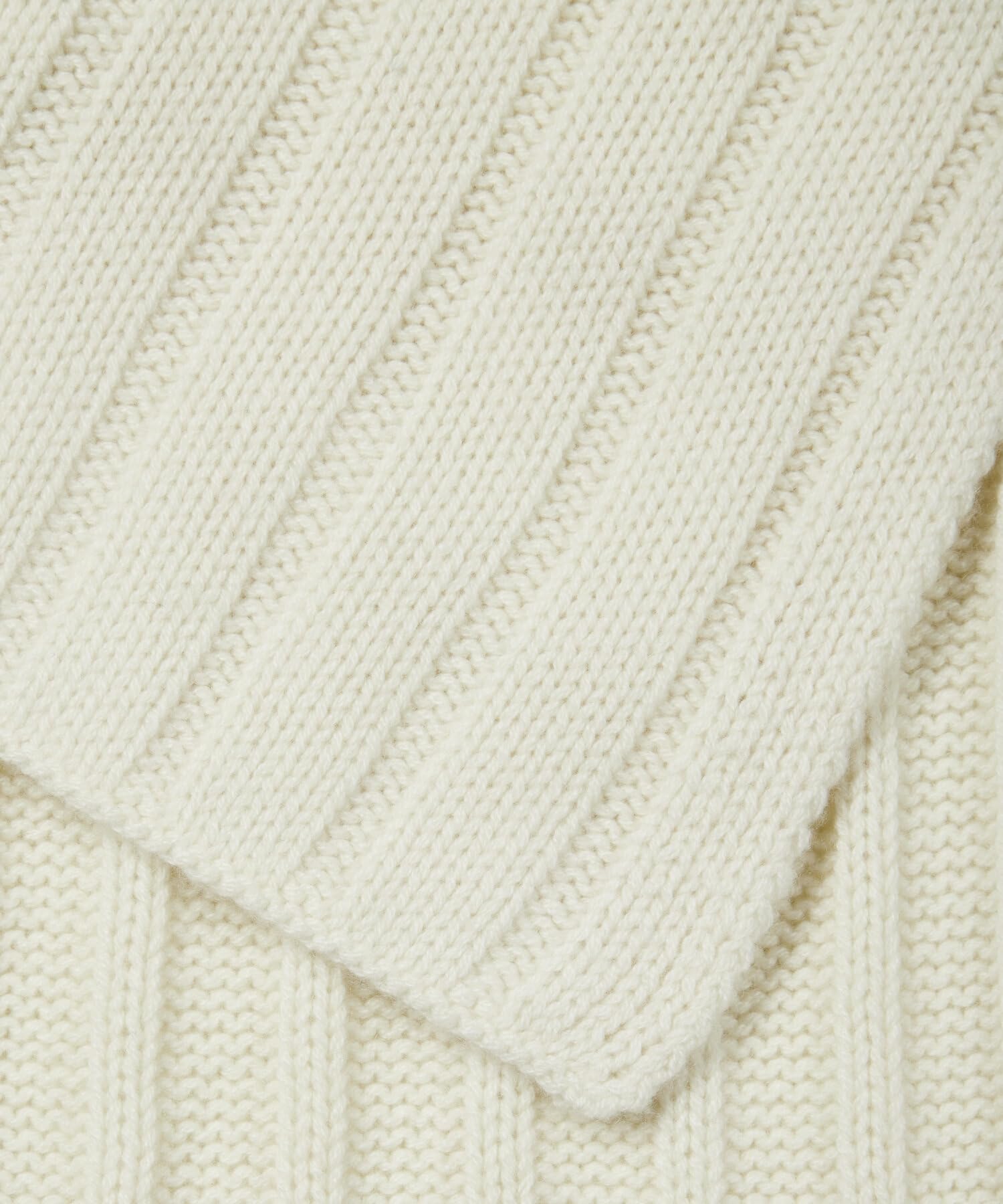 falke-keep-warm-scarf-rib-kaschmirschal-off-white-180cm image 2
