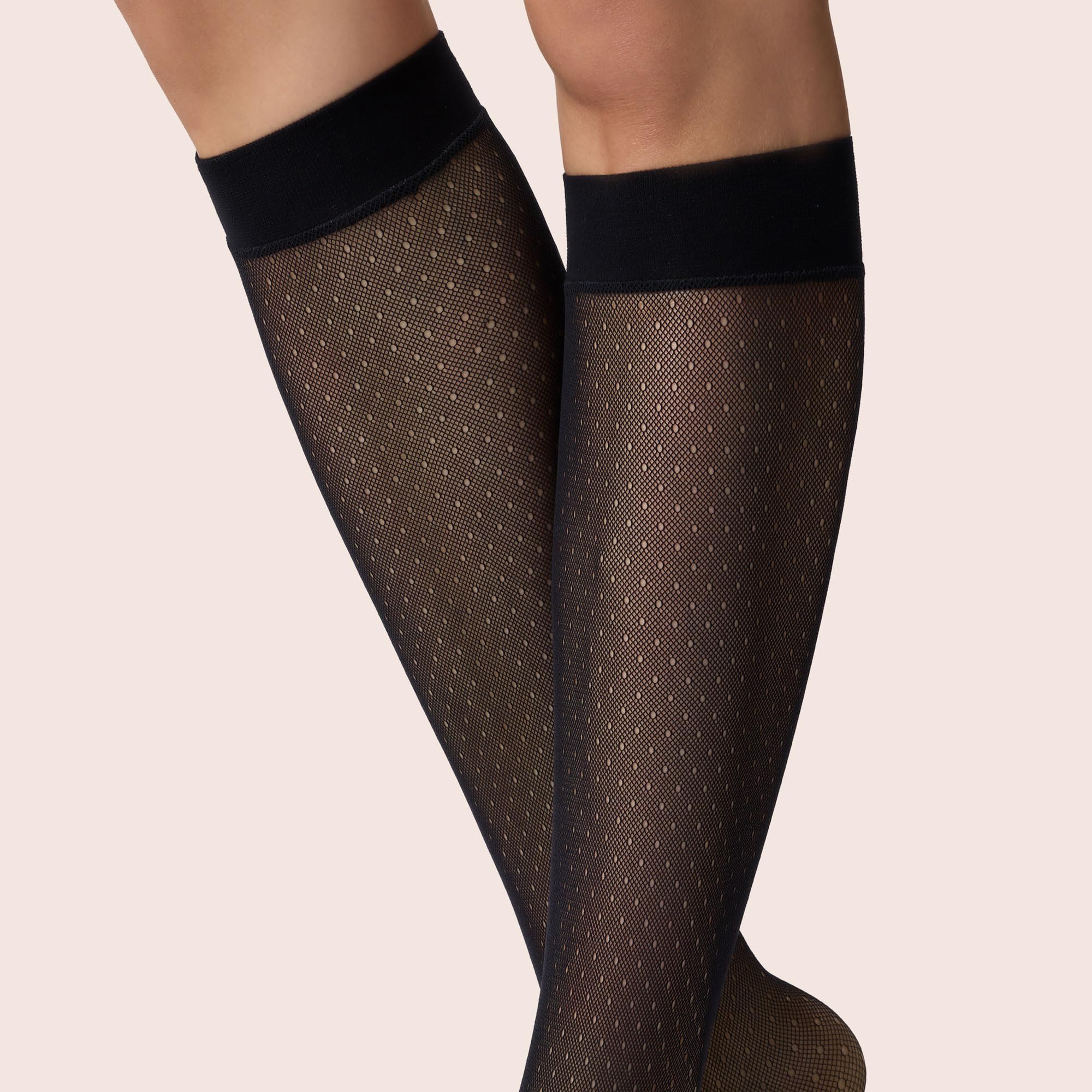 kunert-raffinesse-fantastic-dots-kniestr-mpfe-20-den-gr-35-38 image 5