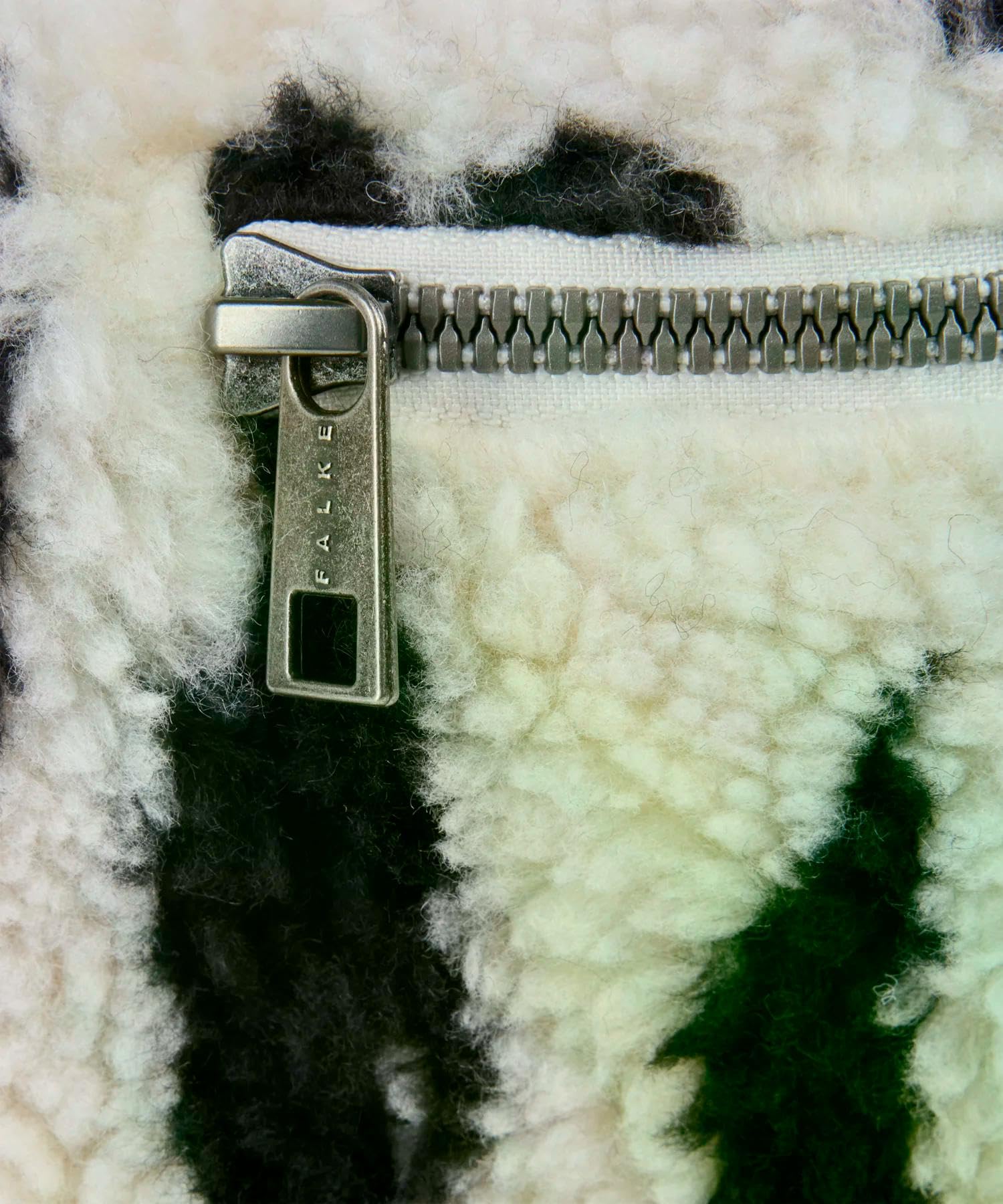 falke-family-teddy-fleece-g-rteltasche-bauchtasche-teddy image 4