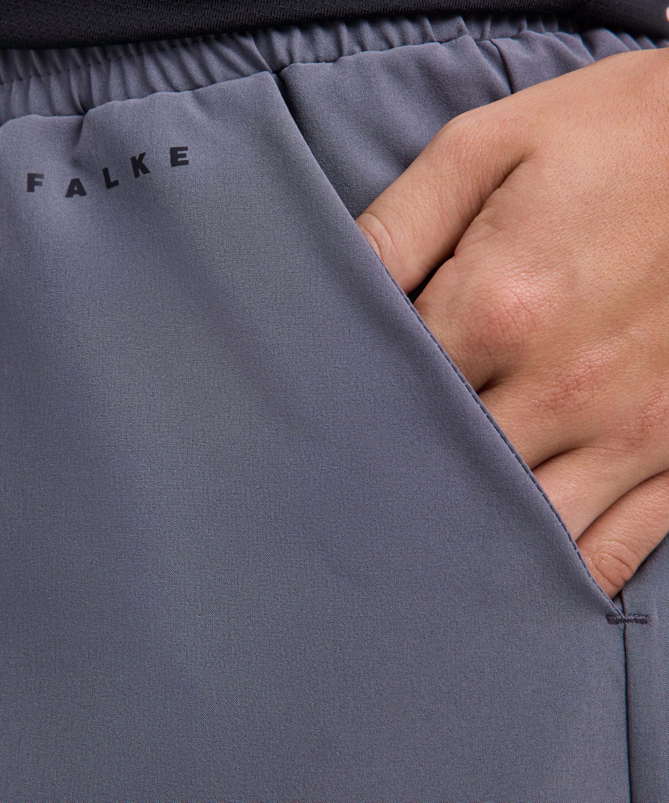 falke-true-motion-perform-better-shorts-damen-xs-stretch image 3