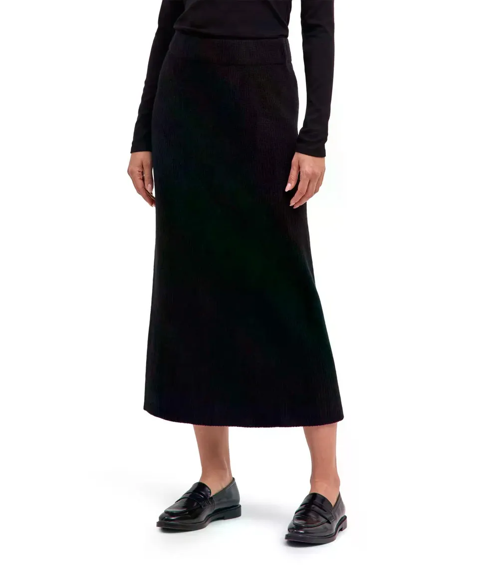falke-selection-ribbed-midi-rock-schwarz-lammwolle image 1