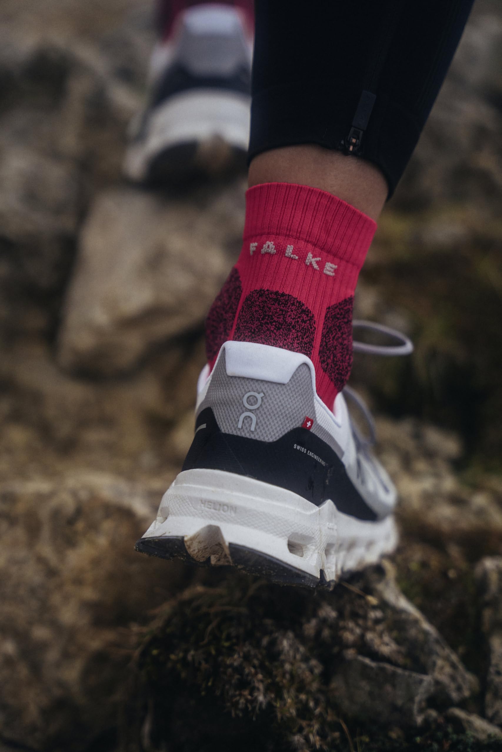 falke-ru-trail-grip-laufsocken-wei-gepolstert-damen image 4