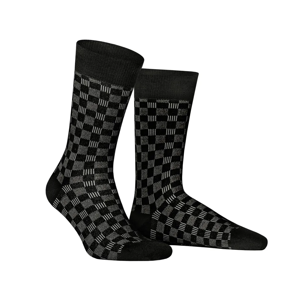 hudson-only-board-herrensocken-schwarz-39-42-schachbrett image 1