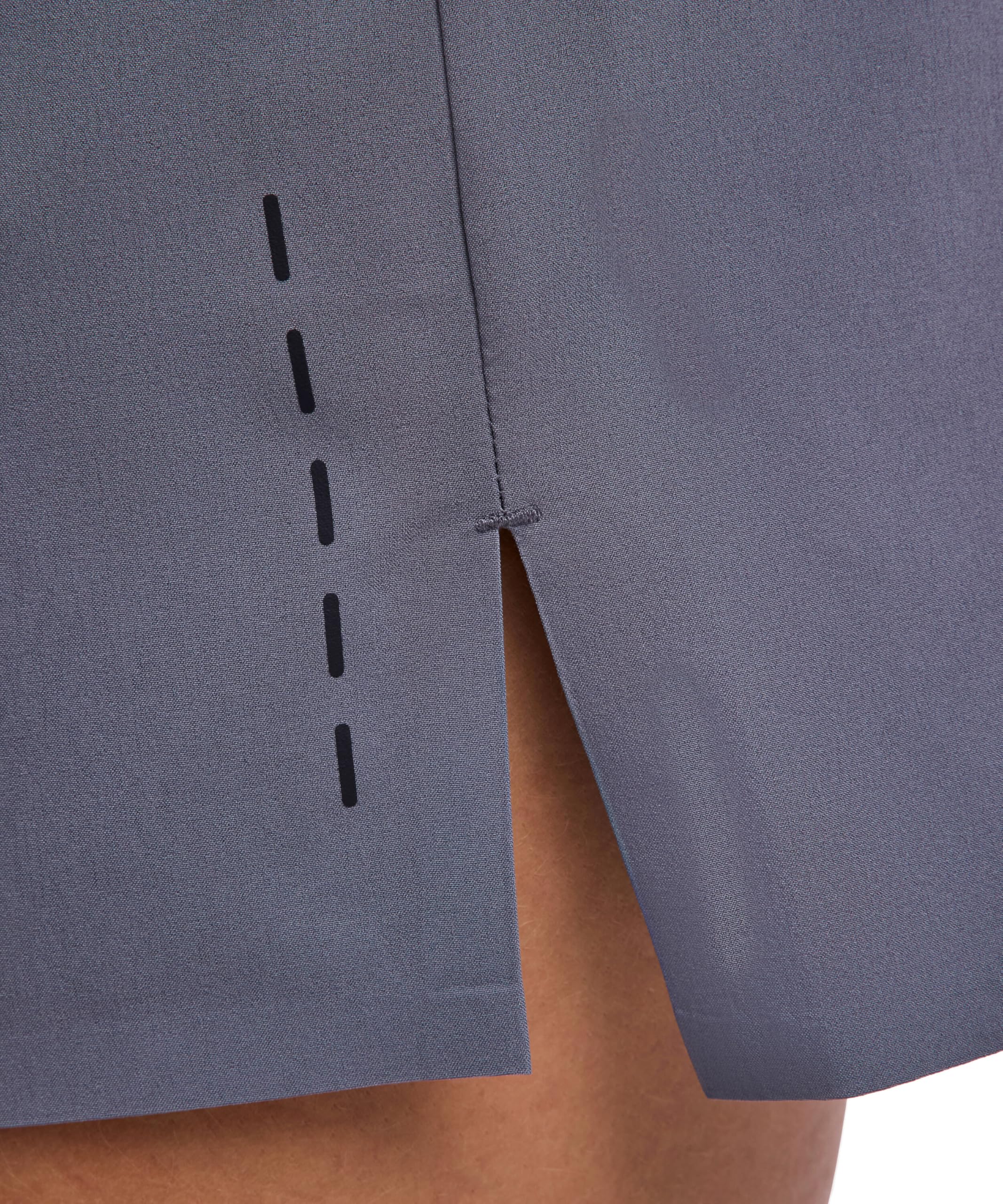 falke-true-motion-perform-better-shorts-damen-xs-stretch image 4